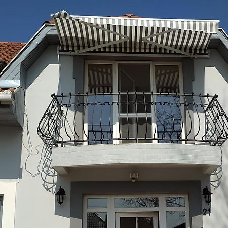 Janosi Vendeghaz Hotel Tiszafüred Екстериор снимка