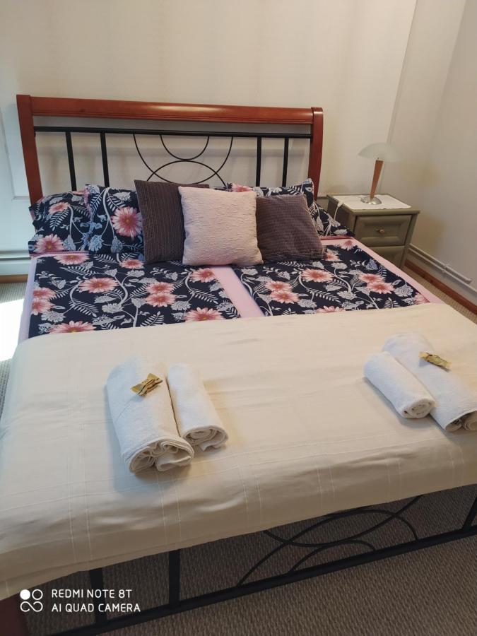 Janosi Vendeghaz Hotel Tiszafüred Екстериор снимка